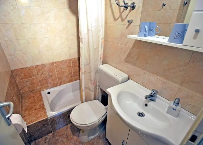 With Parking Space - 25161 Appartement Makarska