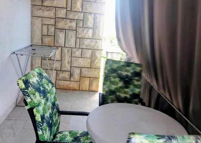 With Parking Space - 25161 Appartement Makarska