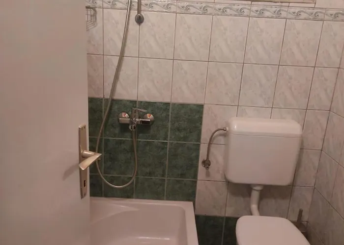 With Parking Space - 25161 Appartement Makarska