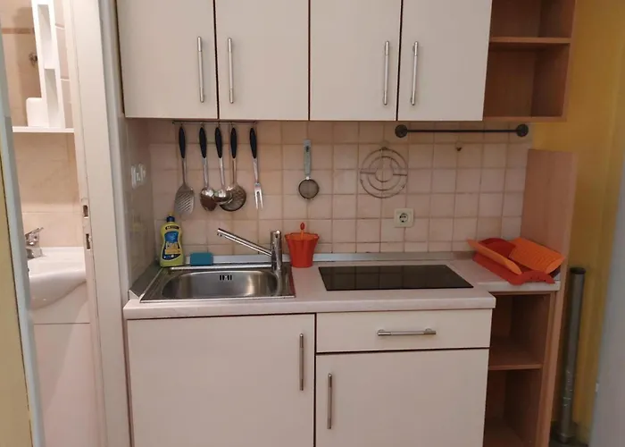 With Parking Space - 25161 Appartement Makarska