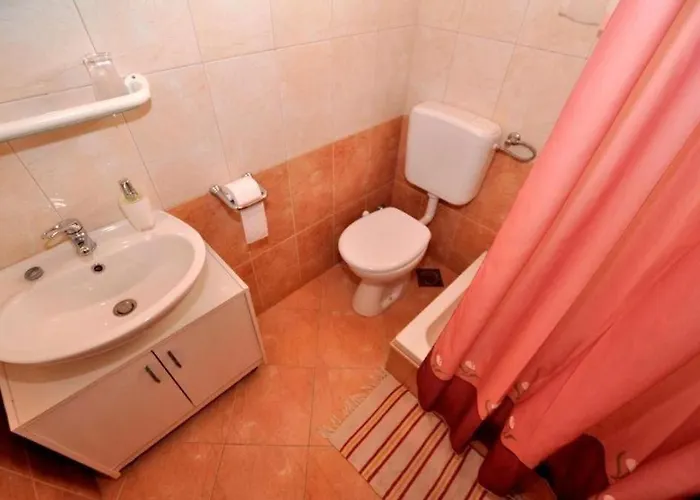 Appartement With Parking Space - 25161 Makarska