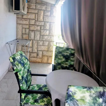 With Parking Space - 25161 Appartement Makarska